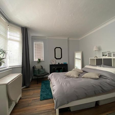 Spacious Double Studio-Style Room Orpington Ngoại thất bức ảnh