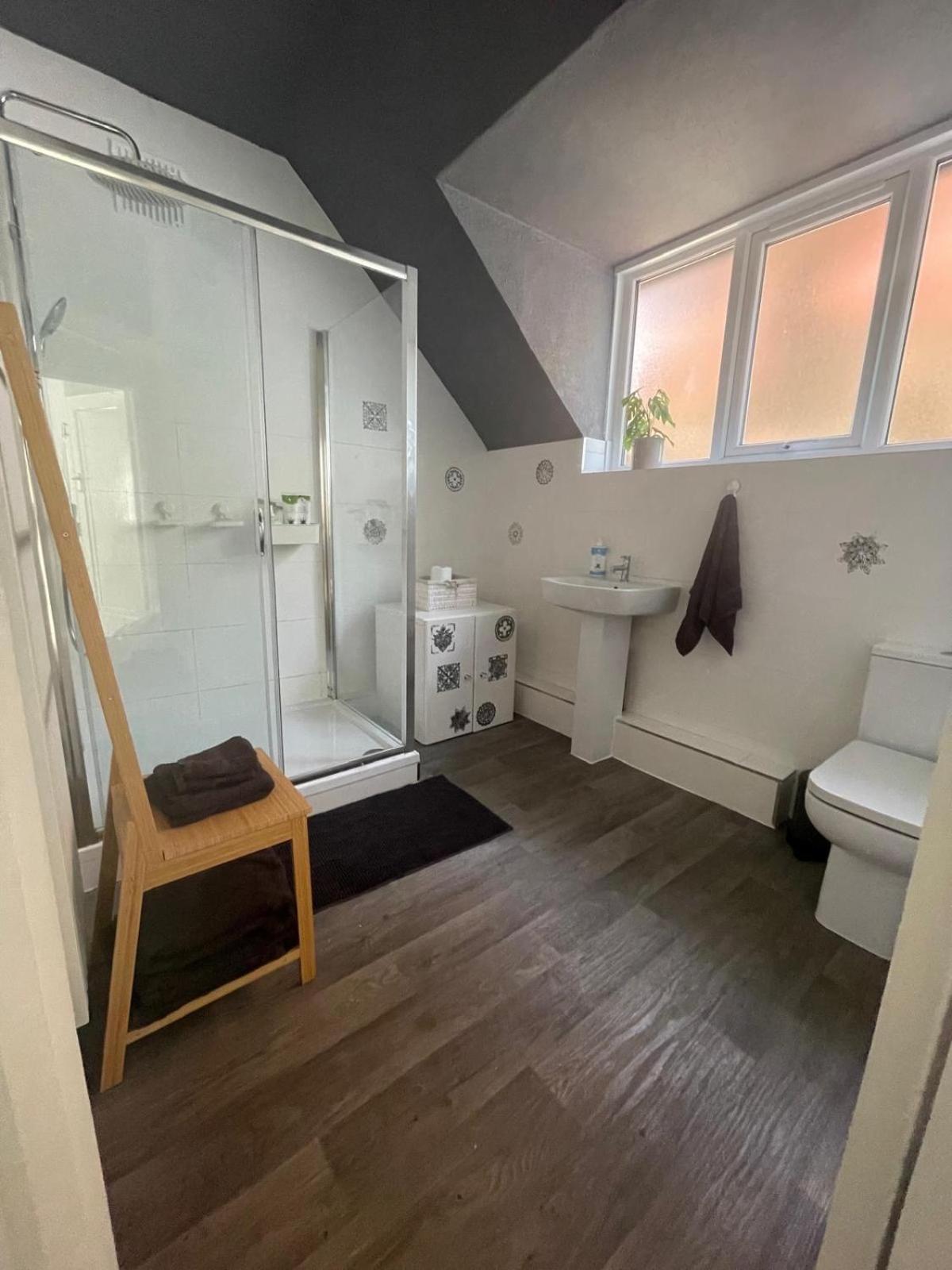 Spacious Double Studio-Style Room Orpington Ngoại thất bức ảnh