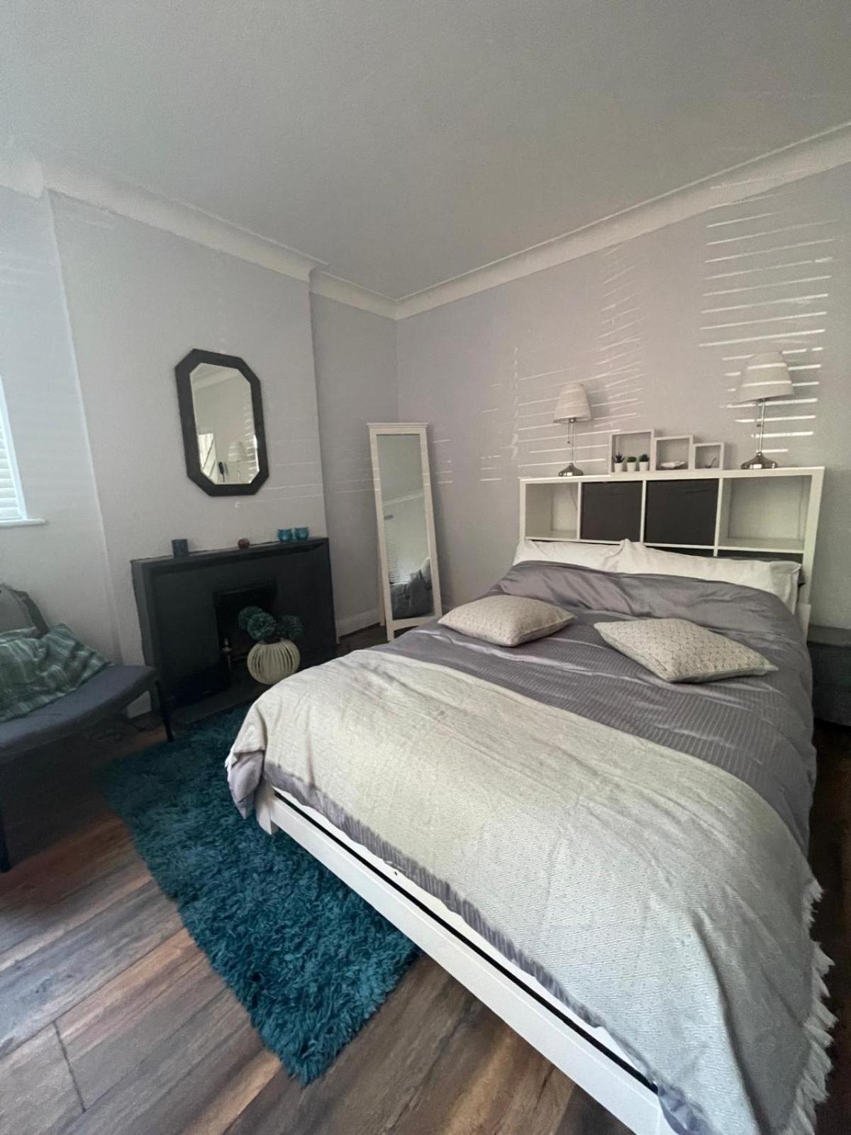 Spacious Double Studio-Style Room Orpington Ngoại thất bức ảnh